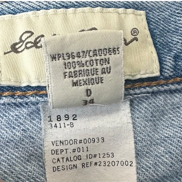 Vintage High Waisted Eddie Bauer 90s Jeans - Picture 4 of 8